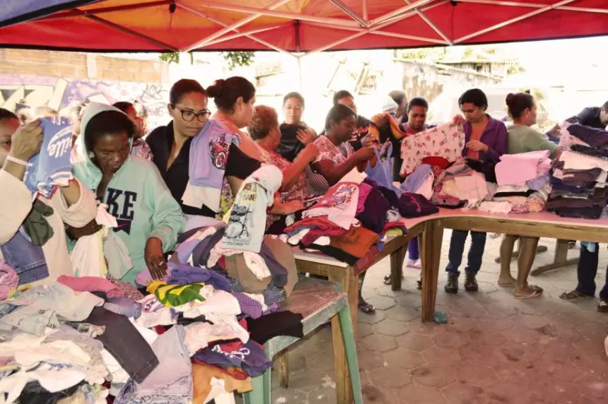 Secretaria de Promoção Social distribui doações da Campanha do Agasalho no Jardim Alvorada