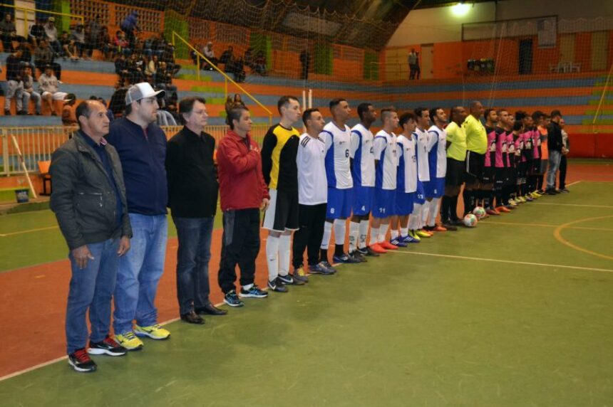 Prefeitura realiza abertura da XVI edição do Campeonato Municipal de Futsal