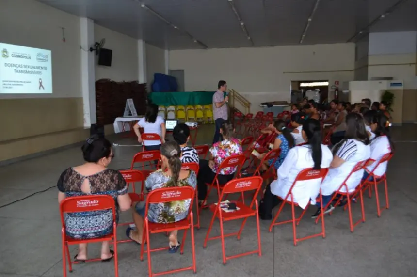 Encontro de educação e saúde é realizado no Jardim Andorinhas