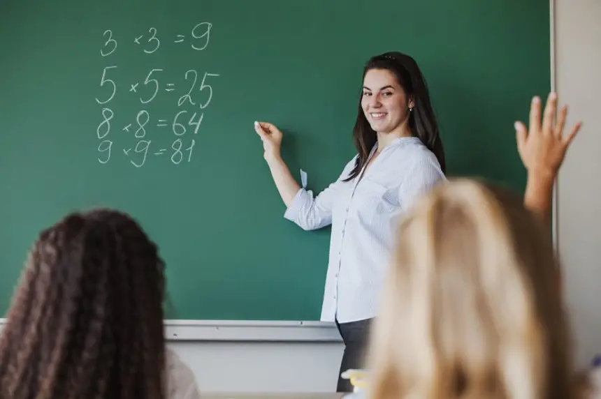 ATRIBUIÇÃO DE CLASSES E AULAS