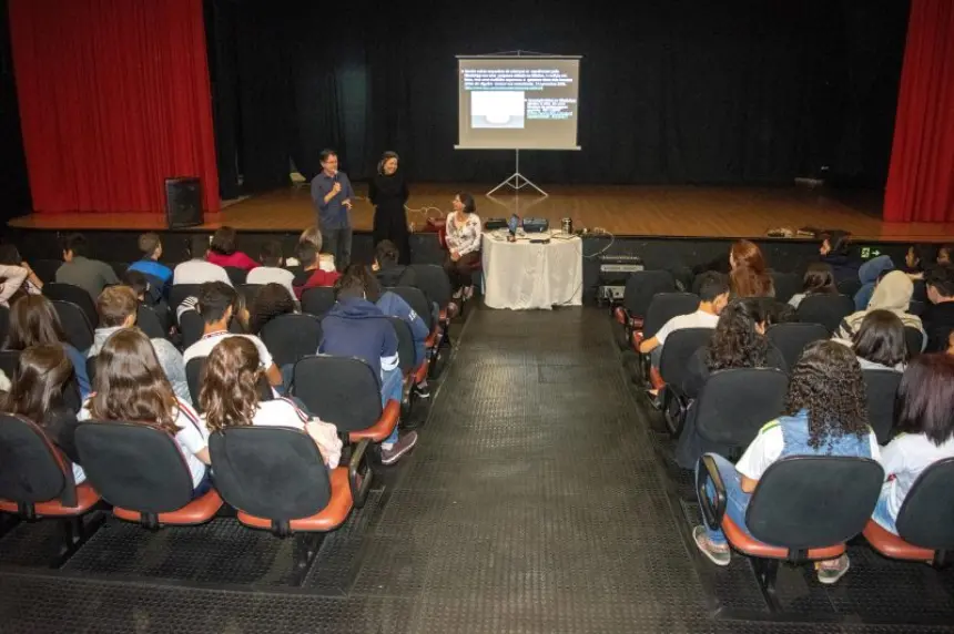 Palestras sobre “fake news” agita escolas de Cosmópolis