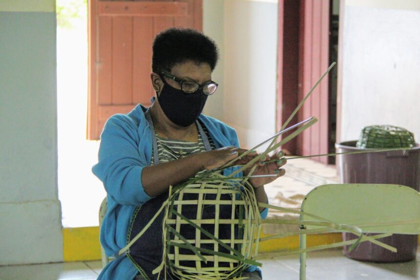 Curso de Técnicas de Artesanato em Bambu é finalizado