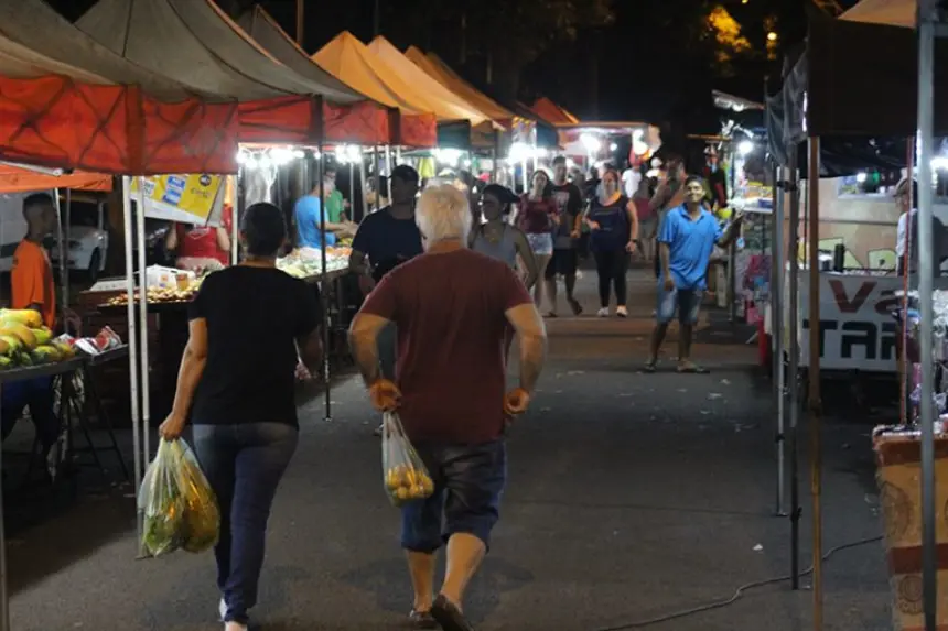 Feiras noturnas retomam nesta semana em Cosmópolis