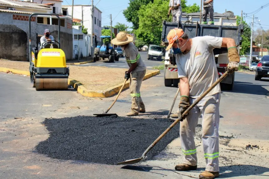 Prefeitura retoma operação ‘tapa buraco’ em sete bairros