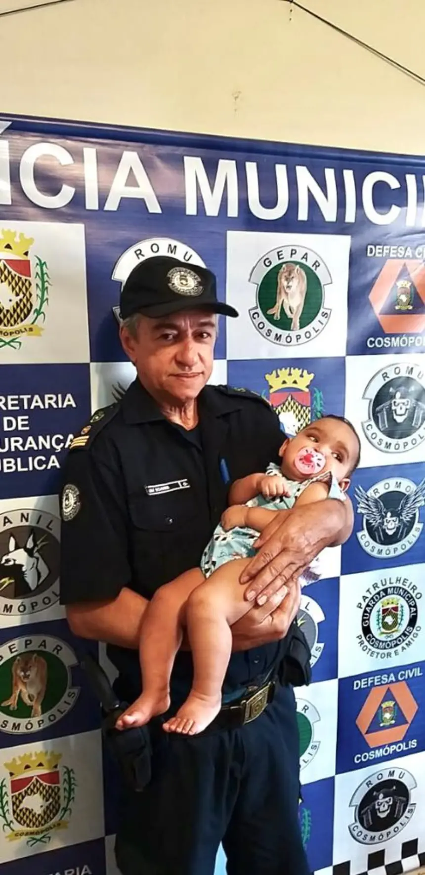 Guarda Municipal salva vida de bebê de 7 meses