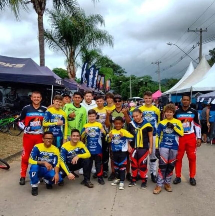 Ciclistas cosmopolenses representam no início do Campeonato Paulista de Bicicross
