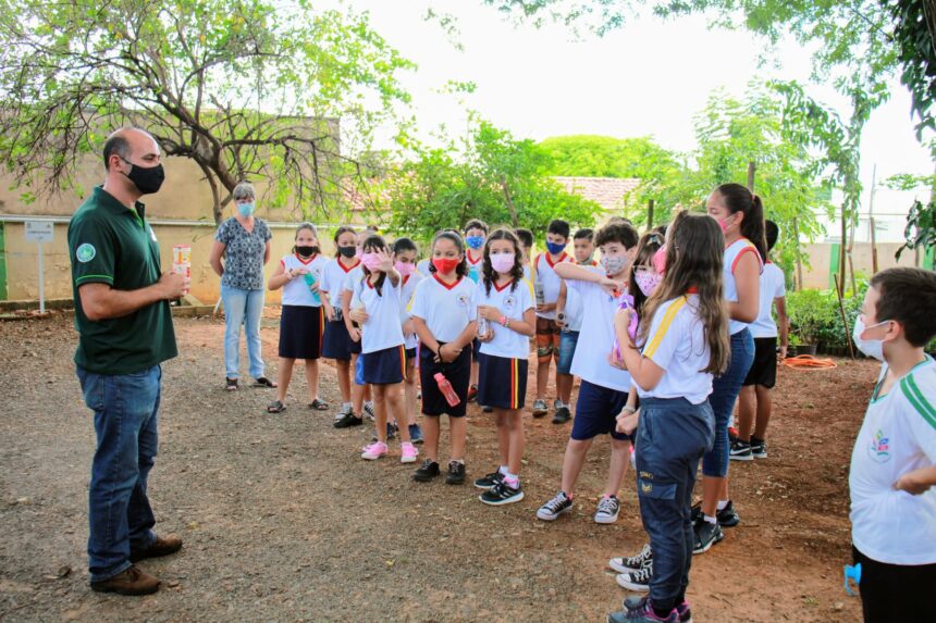 SAMA recebe alunos a fim de incentivar a educação ambiental