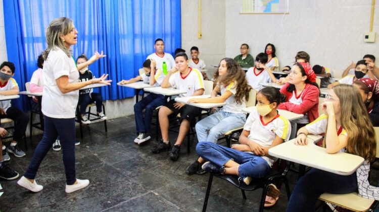 NUESA realiza o Programa Papo Jovem em três escolas municipais