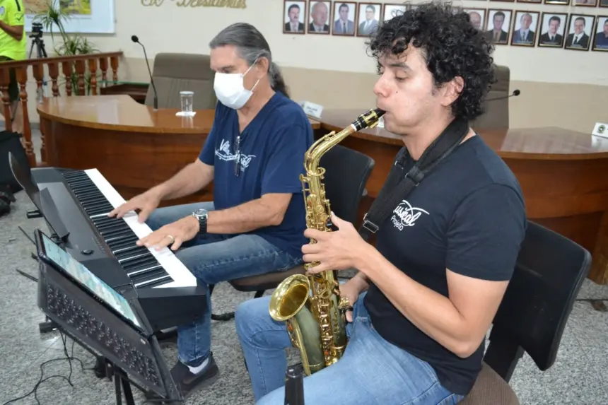 Villa Musical iniciou apresentações que ocorrerão mensalmente na Câmara Municipal