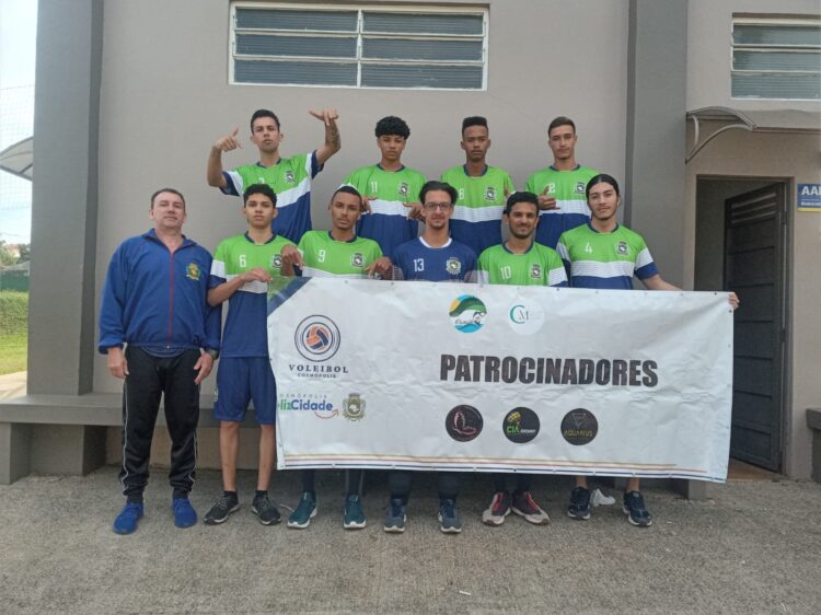 Equipe de Cosmópolis participa do Torneio Regional Adulto de Voleibol