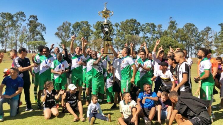 Laranjeiras é campeão do Campeonato Municipal de Futebol Amador 2022