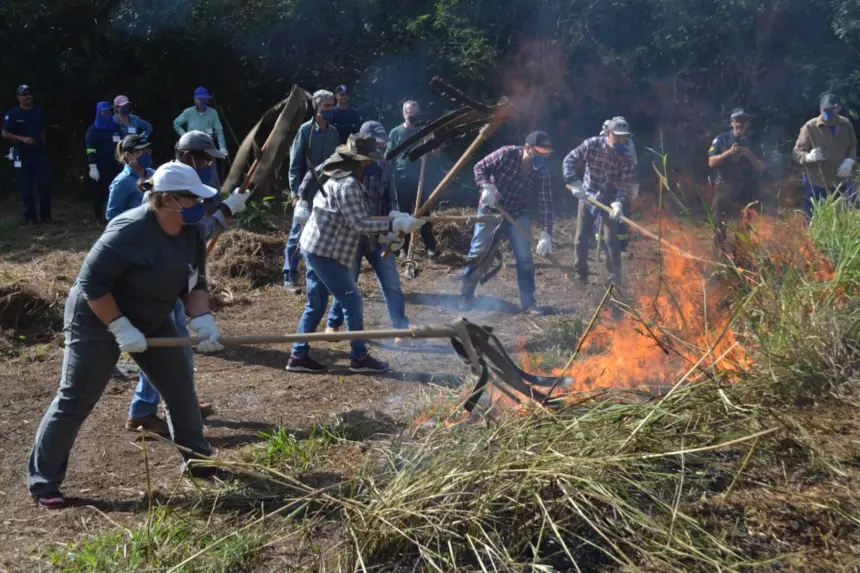 Prefeitura participa do Curso Incêndio – Prevenção e Combate no Campo