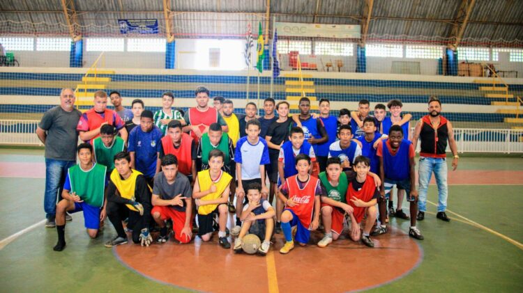 Secretaria de Esportes realiza final do Festival de Futsal