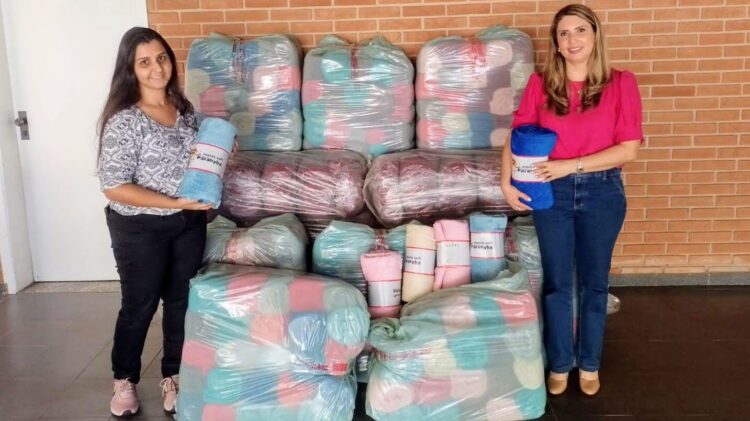 Cosmópolis recebe a doação de 400 cobertores do Fundo Social de São Paulo