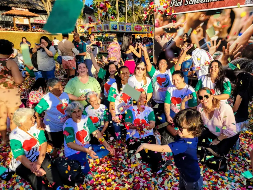 Exercita Cosmópolis da UBS Beto Spana realiza visita à Expoflora