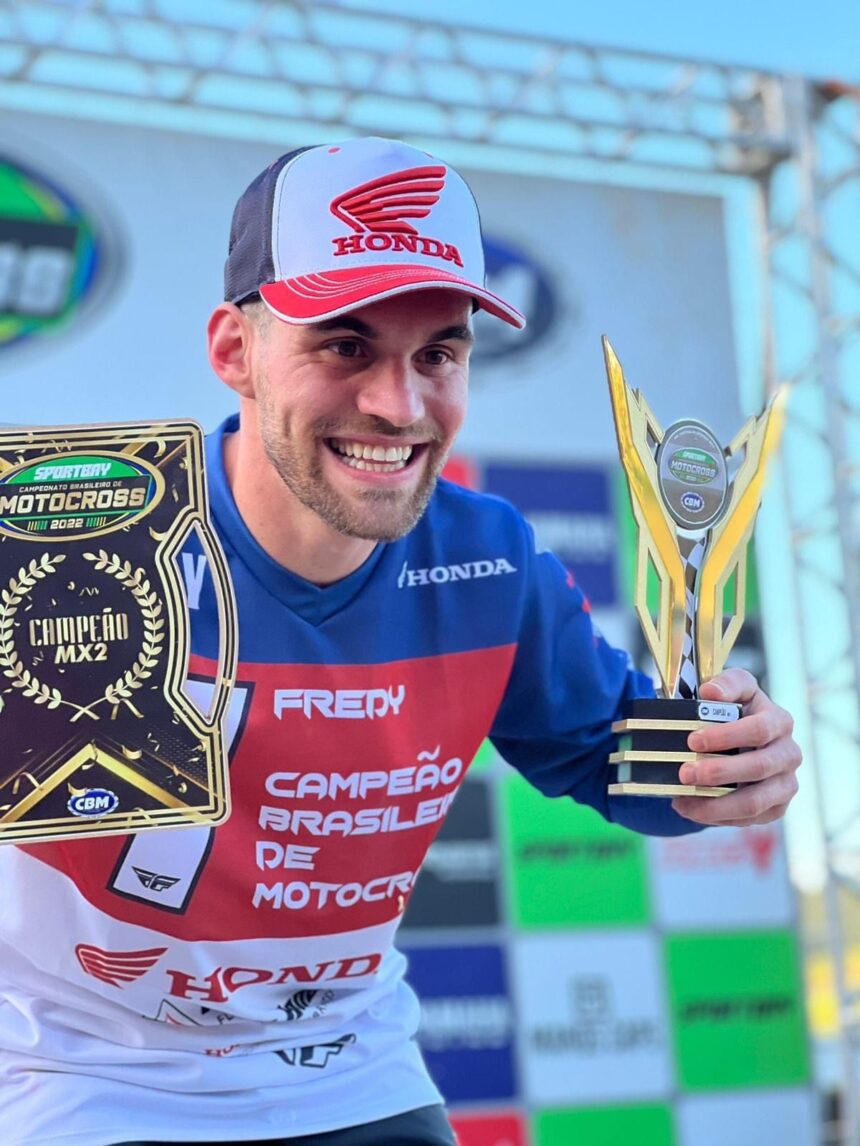 Cosmopolense ganha destaque após ser consagrado campeão brasileiro de Motocross