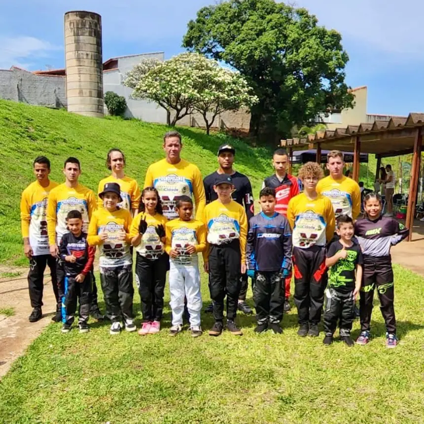 Equipe de Cosmópolis foi representada por 17 pilotos que conquistaram pódios.