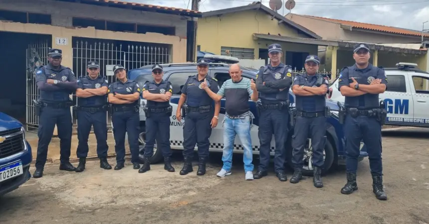 Guarda Municipal presta homenagens ao GM Munhoz