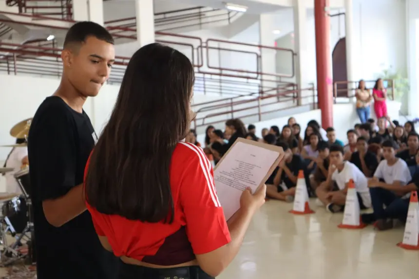 Escola Paulo Freire promove ‘Festival de Talentos’ com alunos