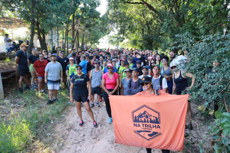 Caminhada Ecotur reúne esportistas em recantos de Cosmópolis