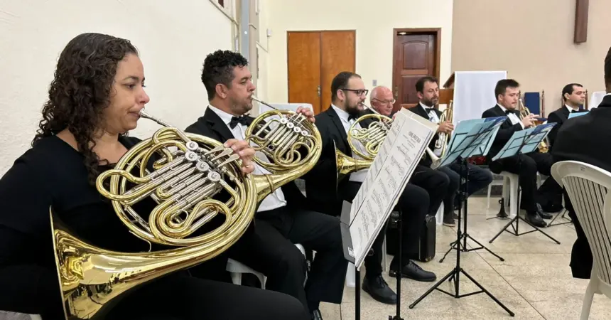 Igreja Sagrado Coração de Jesus recebeu concerto da Banda Municipal