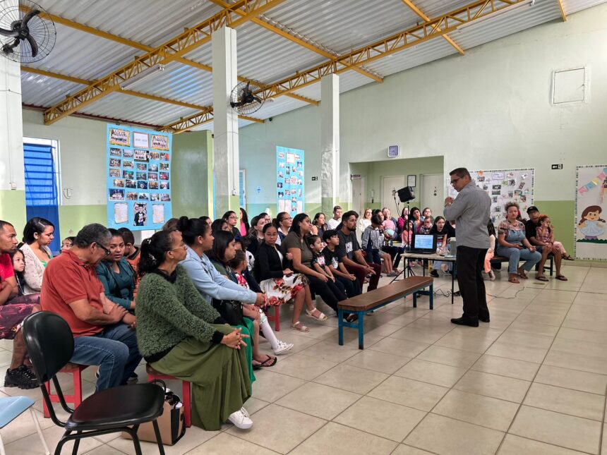 Escolas municipais celebram o ‘Dia da Família’ com palestra e festas juninas