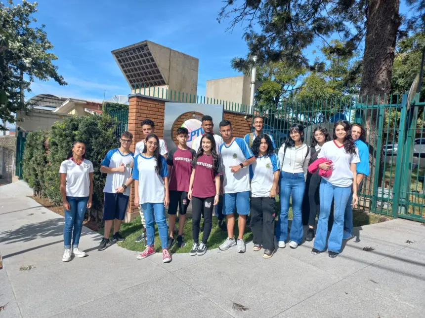 Alunos cosmopolenses visitam os estúdios da EPTV Campinas