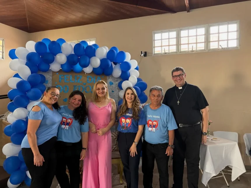 Dia Internacional do Idoso celebrado com café da tarde em Cosmópolis
