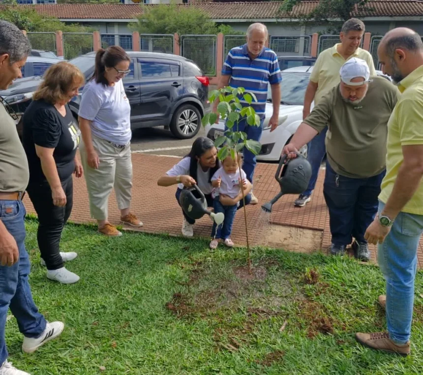 SAMA e Casa da Agricultura promovem ação de inclusão e sustentabilidade em Cosmópolis