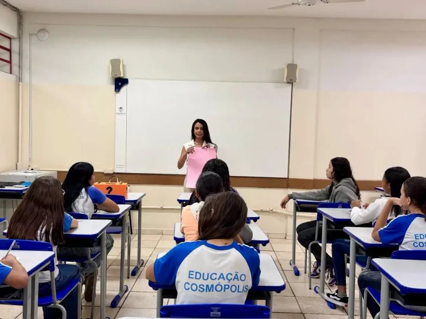 Saúde realiza Programa Papo Jovem nas escolas