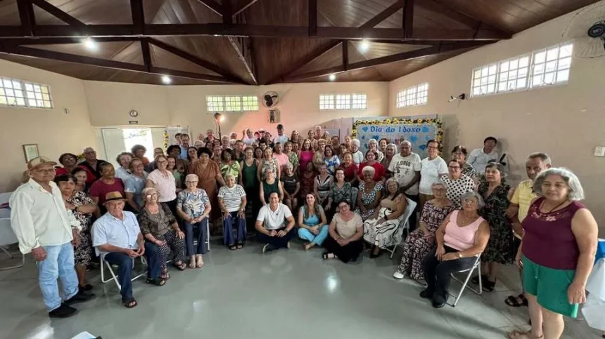 Clube da Terceira Idade Laços de Amizade comemora o Dia do Idoso