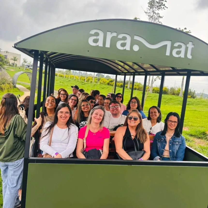 Educação participa de visita cultural ao Parque Aramat